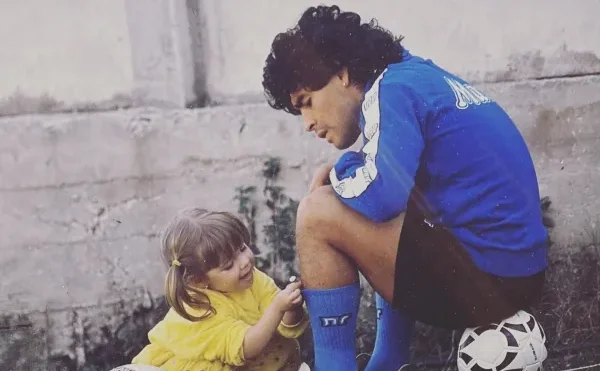 DOCUMENTALMARADONA