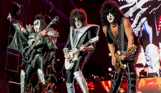 KISS ROCK