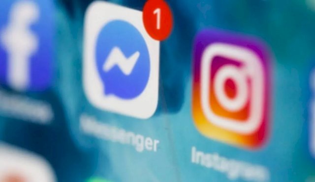 Facebook Messenger